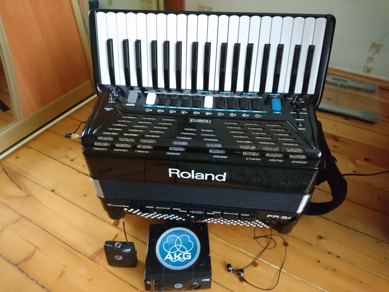 Цифровой аккордеон Roland