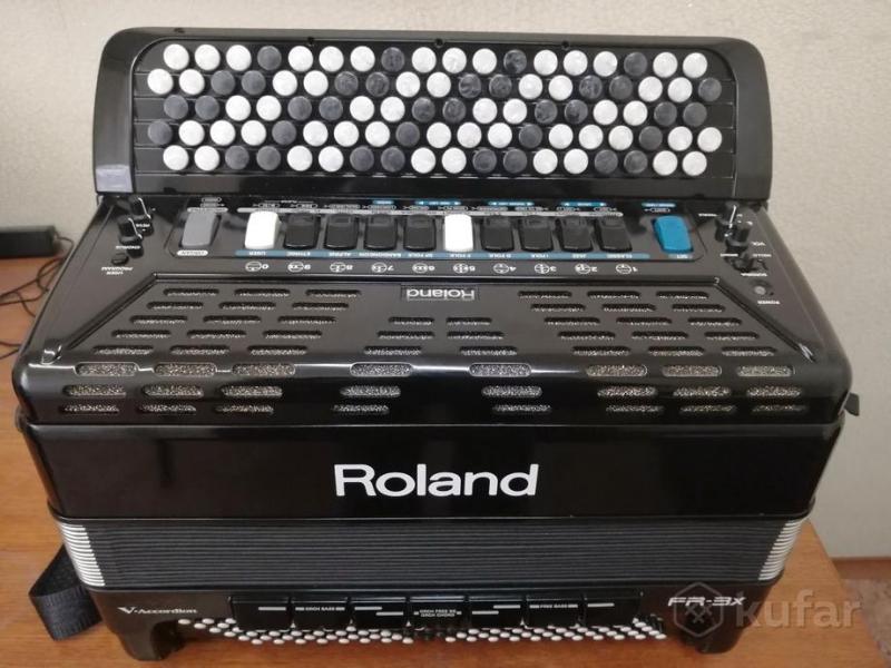 Продам баян Roland FR3xb
